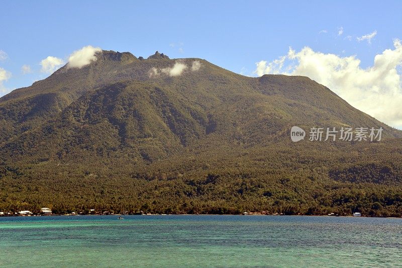 Hibok - Hibok 火山，甘米银岛 - 菲律宾